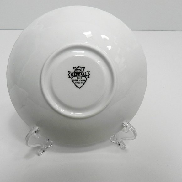 Collectable Vintage Royal Kendall Teacup & Saucer Lavender Rose Buds Design - Picture 3 of 9